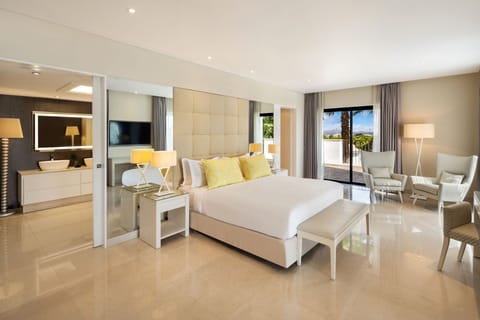 Presidential Suite, 2 Bedrooms, Non Smoking, Resort View (Balcony) | Premium bedding, in-room safe, desk, soundproofing