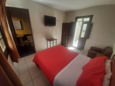 Double Room | Bathroom | Shower, free toiletries, towels, soap