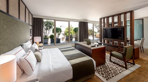 The Boulevard Suite | Premium bedding, minibar, in-room safe, desk