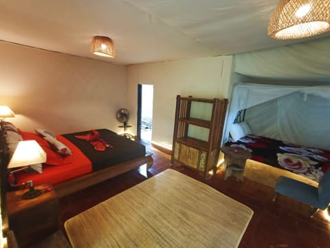 Luxury Double Room | In-room safe, individually decorated, bed sheets