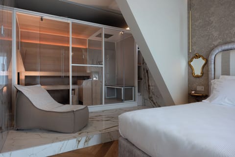 Suite (Spa) | Premium bedding, minibar, in-room safe, desk