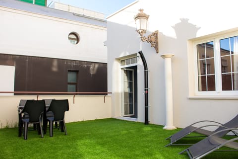 Apartment, 1 Bedroom, Terrace | Courtyard