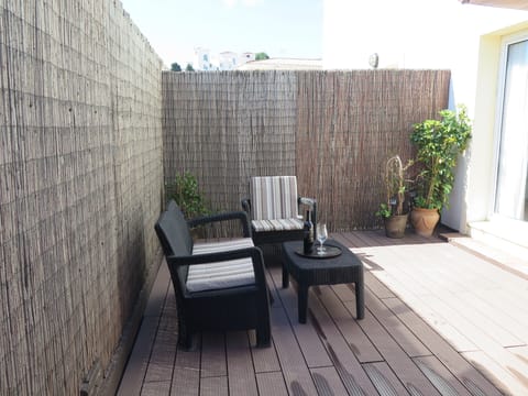 In-room safe, free WiFi, bed sheets