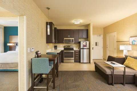 Suite, 1 Bedroom | Private kitchenette | Full-size fridge, microwave, oven, stovetop