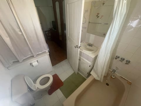 Standard Apartment, 4 Bedrooms, Smoking | Bathroom | Combined shower/tub, deep soaking tub, free toiletries