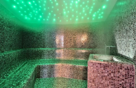 Sauna, spa tub, body treatments, thalassotherapy, facials, massages