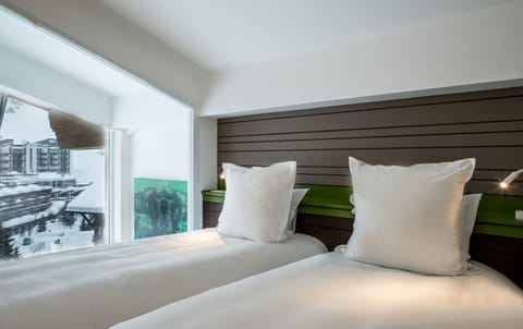 Suite XXL | Premium bedding, in-room safe, free WiFi, bed sheets