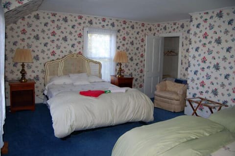 Hampton | 4 bedrooms, premium bedding, free WiFi