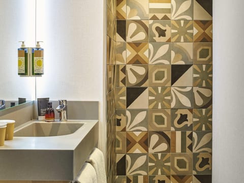 Standard Suite, 1 Double Bed with Sofa bed | Desk, soundproofing, free WiFi, bed sheets