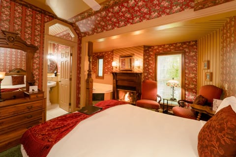 Jasmine Room | Individually decorated, individually furnished, free WiFi, bed sheets