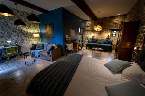 Comfort Triple Room, 1 Bedroom, Garden View, Garden Area | Premium bedding, individually decorated, individually furnished