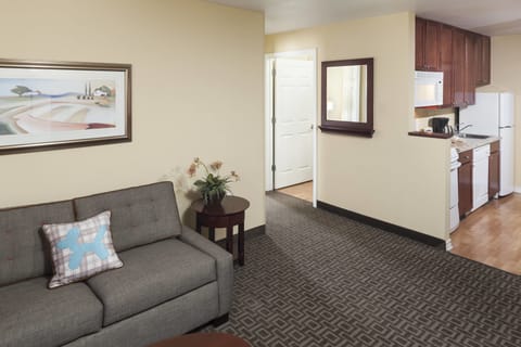 Suite, 2 Bedrooms | Desk, iron/ironing board, free cribs/infant beds, free rollaway beds