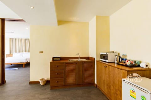 Beach Front Suite | Private kitchen | Fridge, coffee/tea maker, electric kettle
