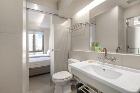 Suite, 1 Bedroom | Bathroom | Shower, rainfall showerhead, free toiletries, hair dryer