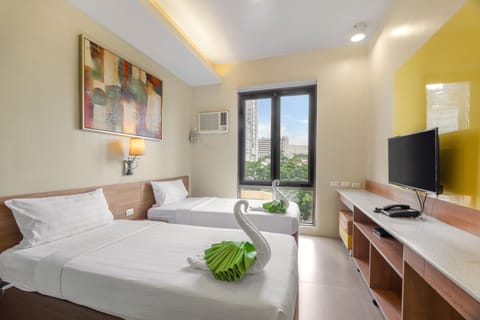 Superior Room, 2 Twin Beds | Minibar, in-room safe, desk, free WiFi