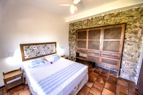 Studio (Orquídea) | In-room safe, rollaway beds, free WiFi, bed sheets