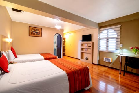 Standard Twin Room, Private Bathroom | In-room safe, free cribs/infant beds, free WiFi