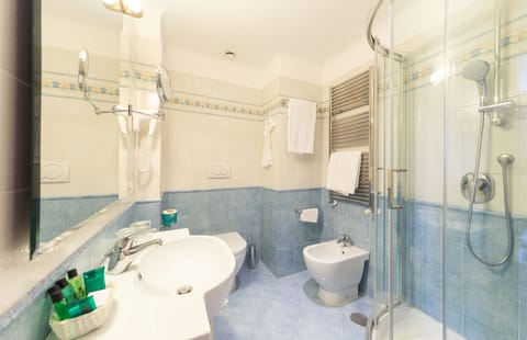 Deluxe Double Room, Terrace, Sea View | Bathroom | Rainfall showerhead, eco-friendly toiletries, hair dryer, bathrobes