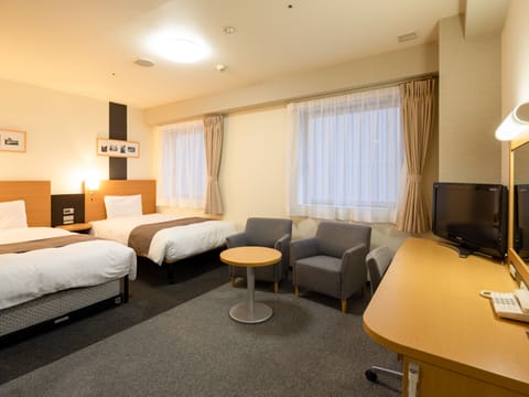 Superior Room, 2 Twin Beds, Non Smoking | Premium bedding, desk, blackout drapes, soundproofing