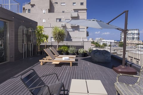 Design Suite, Terrace, City View | Terrace/patio