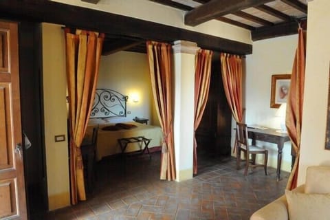 Minibar, in-room safe, desk, soundproofing