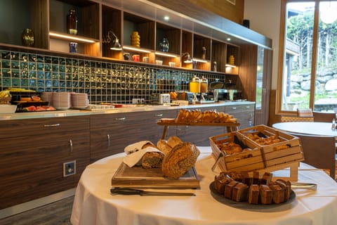 Daily buffet breakfast (EUR 19 per person)