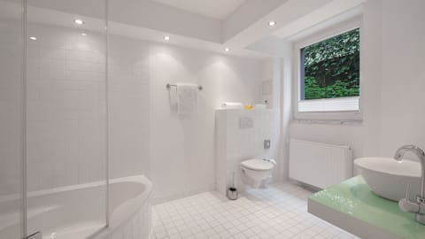 Standard Double Room | Bathroom amenities | Shower, towels