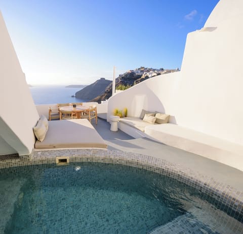 Luxury Villa, 3 Bedrooms, Sea View, Slope side | Private spa tub