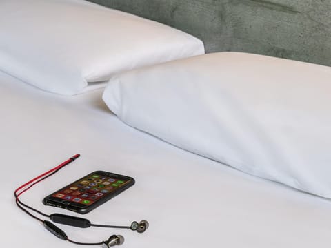 Double Room | Desk, free WiFi, bed sheets, wheelchair access