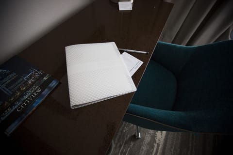 Premium bedding, in-room safe, desk, laptop workspace