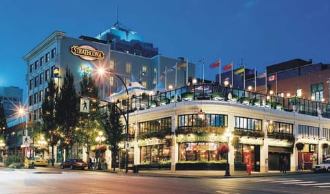 Front of property - evening/night