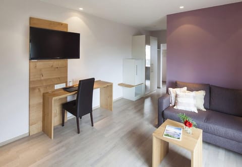 Comfort Double Room, 1 Bedroom | Living area | Toys