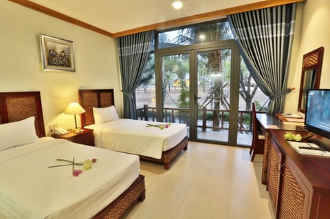 Senior Deluxe Triple with Balcony | View from room