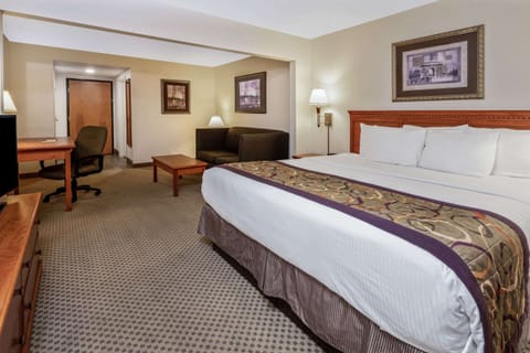 Room, 2 Queen Beds, Non Smoking | Premium bedding, in-room safe, desk, soundproofing