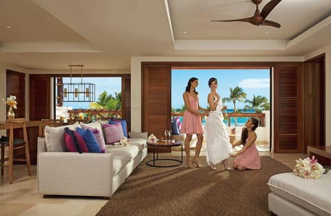 Preferred Club Presidential Suite | Indoor wedding