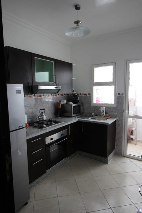 Superior Apartment, 2 Bedrooms (Bouznika 7) | Private kitchen | Full-size fridge, microwave, oven, stovetop