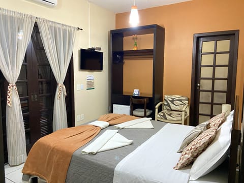 Deluxe Room, Balcony | Minibar, free WiFi, bed sheets