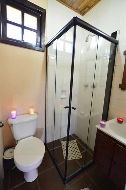 Double Room | Bathroom | Free toiletries, hair dryer, towels, soap