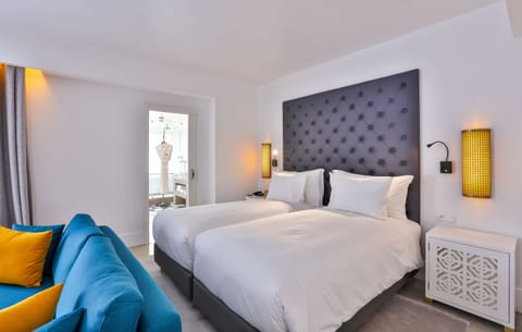 Suite (LifeStyle) | Premium bedding, pillowtop beds, minibar, in-room safe