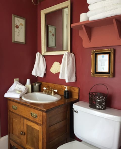 Room, Private Bathroom (Snug Harbor) | Bathroom | Hair dryer, bathrobes, towels