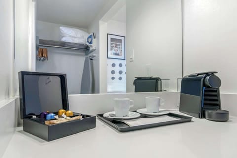 In-room safe, desk, laptop workspace, iron/ironing board