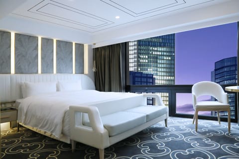 Deluxe Double Room | Premium bedding, pillowtop beds, minibar, in-room safe