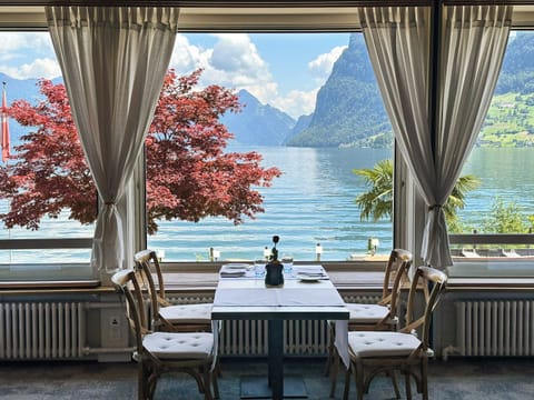 Breakfast, lunch, dinner served; local cuisine