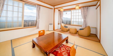 Japanese Traditional Room | In-room safe, free WiFi, bed sheets