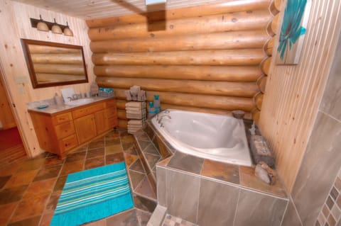 Chalet, Ensuite | Bathroom | Separate tub and shower, deep soaking tub, hair dryer, towels