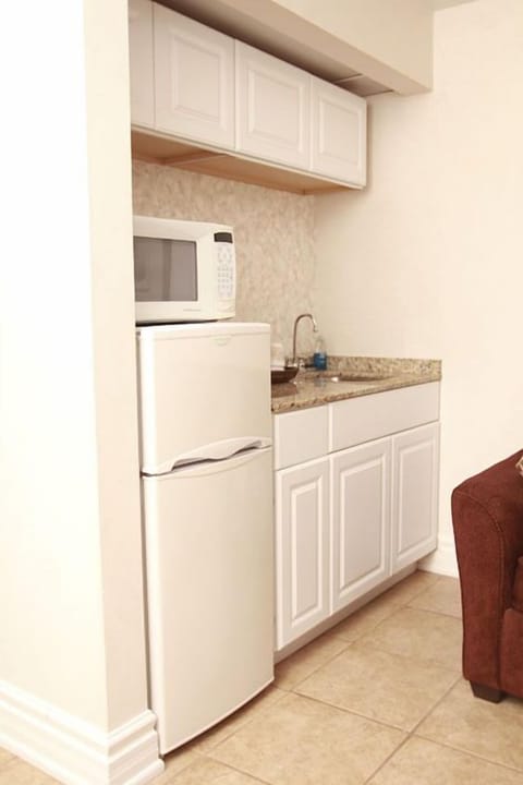 Fridge, microwave, coffee/tea maker