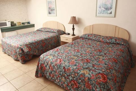 Room, 2 Queen Beds | Cribs/infant beds, rollaway beds, free WiFi