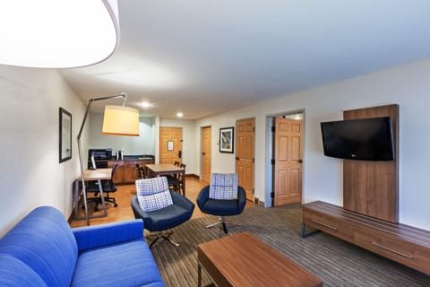 Suite, 1 Bedroom | In-room safe, desk, iron/ironing board, free cribs/infant beds