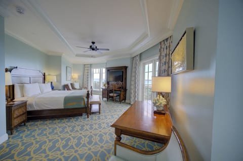 Studio Suite, 1 King Bed, View (Gulf View) | Premium bedding, pillowtop beds, in-room safe, desk