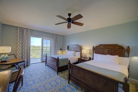 Gulf View Double Queen | Premium bedding, pillowtop beds, in-room safe, desk